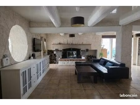 maison 175 m² + piscine 13x5 sur 4 285 m² – 5 chambres – alignan