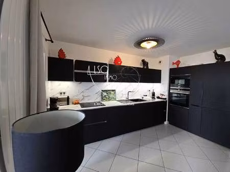 vente appartement 3 pièces aux sables-d'olonne (85100) : à vendre 3 pièces / 97m² les sabl