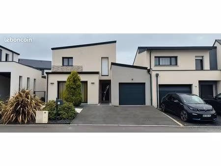 vend maison contemporaine