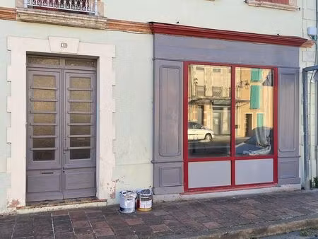 local commercial 55 m² – cœur historique – l’isle-en-dodon