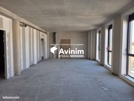bureaux 57 m² vendargues