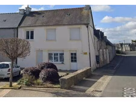 location maison à pommerit-le-vicomte (22200) : à louer / 34m² pommerit-le-vicomte