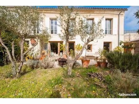 maison 6 pièces 228 m²