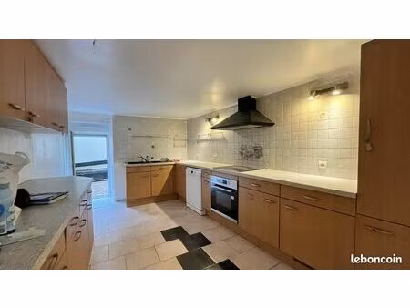 immeuble 295 m² contz-les-bains