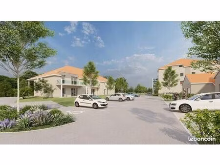 lescar appartement t3  72.80m²  en plateau a fort potentiel