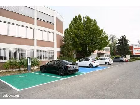 bureau privatif - différentes surfaces disponible immédiatement