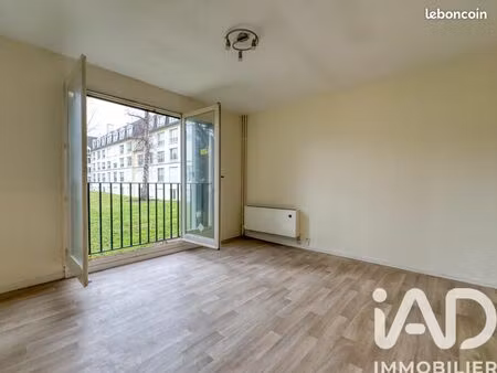 studio 1 pièce 30 m²