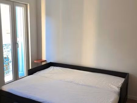 studio rénové et lumineux