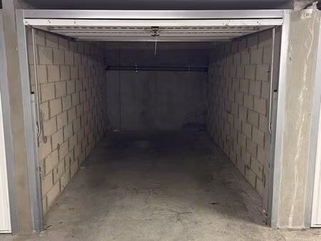 box chantilly proche gare