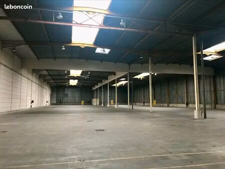 local d'activite 2729 m² beauvais