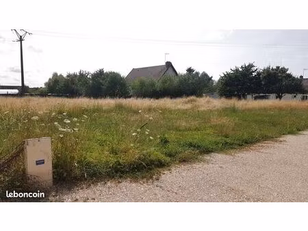 terrain 1435 m² l'abergement-sainte-colombe