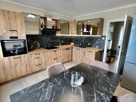 appartemant sur strasbourg refait a neuf 3 pieces 80m2