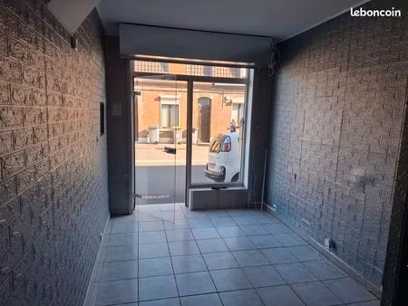 a louer local commercial