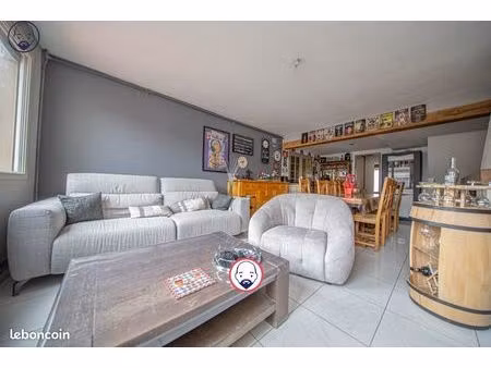 maison de ville 7 pièces 120 m²