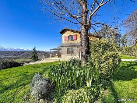 propriété 6 pièces 128 m²