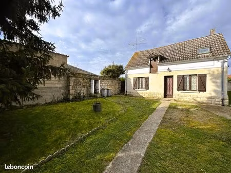 maison 4 pièces 70 m²