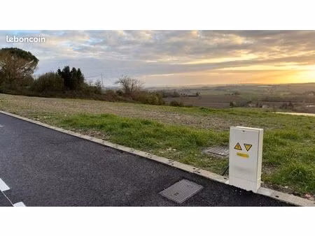 terrain 1 100 m² moncaut