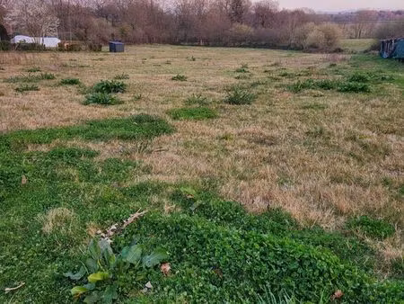 terrain constructible 3000 m²