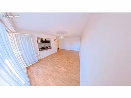 superbe appartement libre de suite