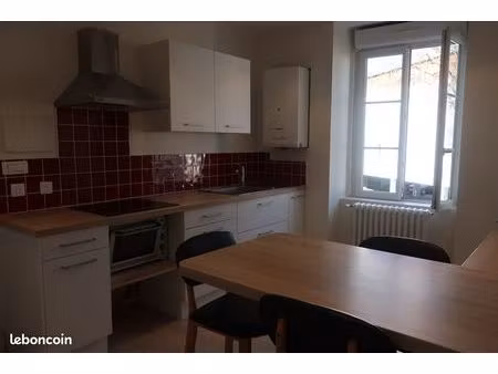 t2 meublé à l'année - vannes est