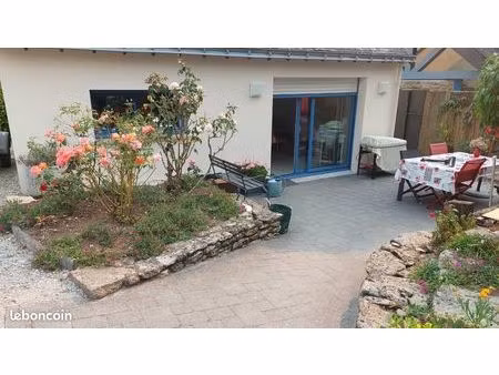 charmante maisonnette 1 chambre avec jardin en bord de mer