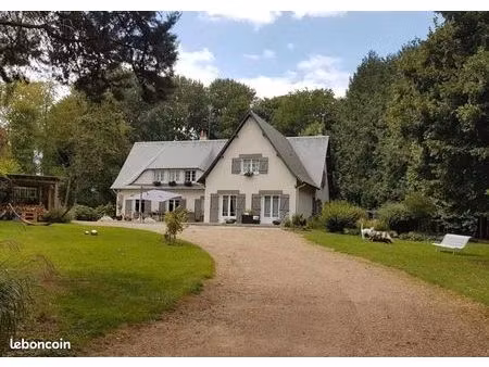 villa 8 pièces 292 m²