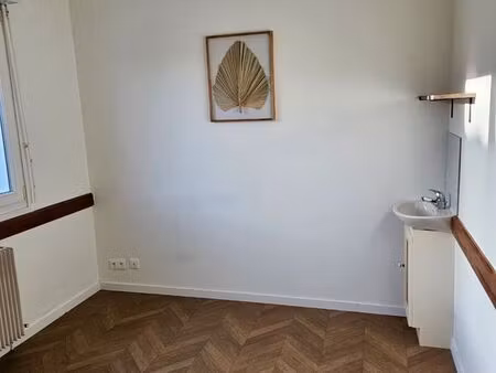 bureau ou salle de consultation