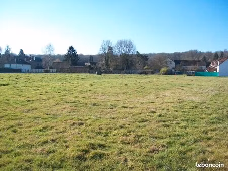 terrain 800 m² corbeil cerf