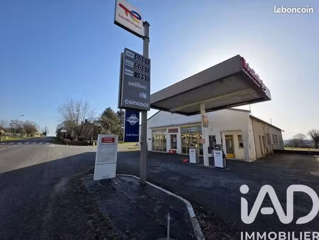 parking/box 510 m² cronat