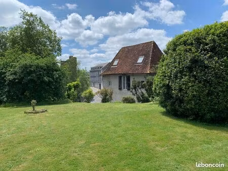 maison de 116 m² avec jardin et dépendance