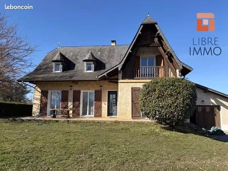 maison 5 pièces 149 m²