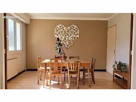 maison de 230m2 dans un havre de paix entièrement rénovée sur 1.5 hectares