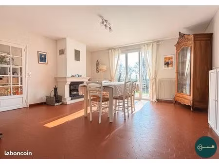 propriété 8 pièces 171 m²