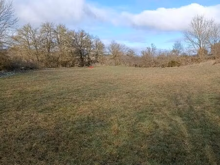 terrain constructible 2105 m2