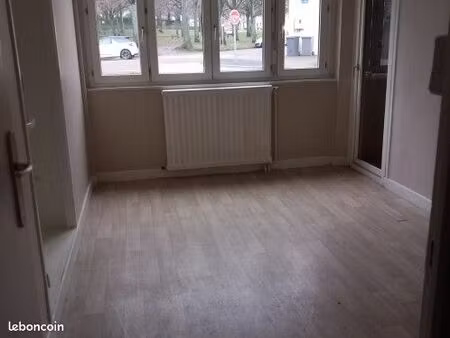 appartement 4 pièces 77 m²