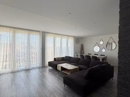orléans madeleine – t3 79 m² – vue dégagée– lumineux – 230 000