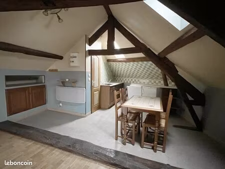 studio 1 pièce 23 m²