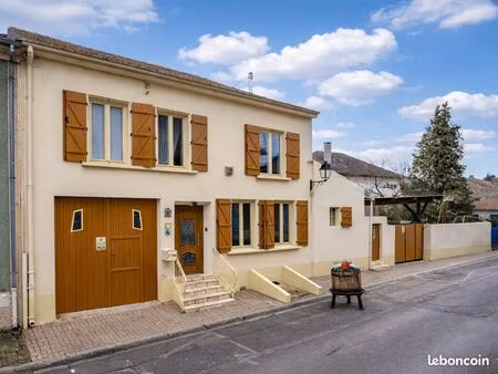 maison 7 pièces 172 m²