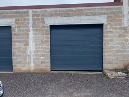 loue garage baccarat