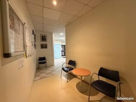 bureaux 211 m² beauvais