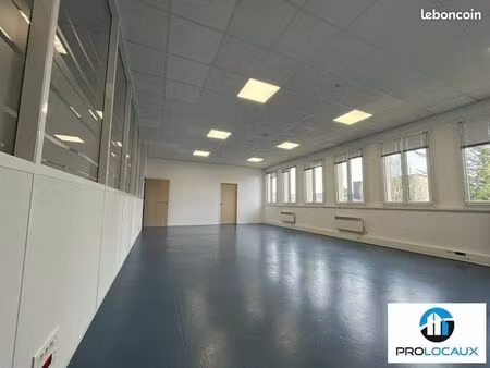 bureaux 308 m² creil