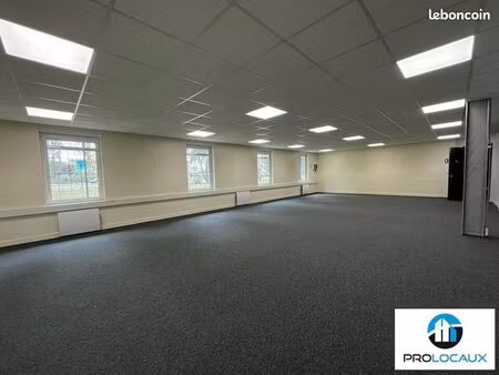 bureaux 93 m² saint maximin