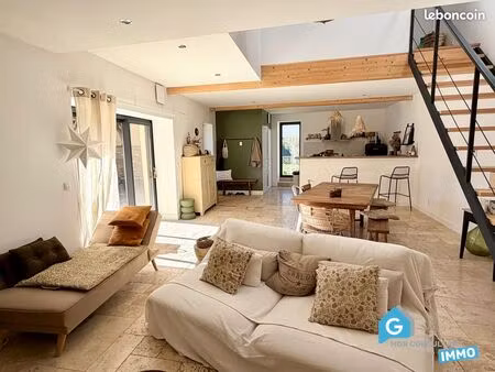 propriété 5 pièces 132 m²