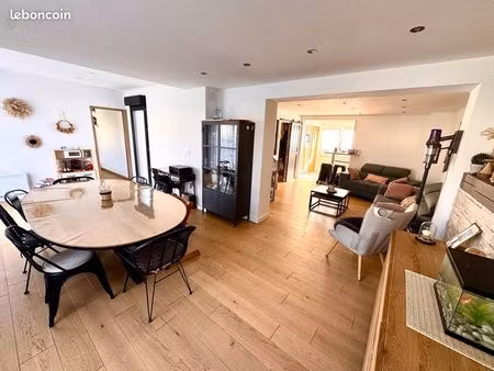 superbe maison semi-individuelle 6pcs