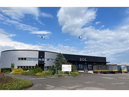 local bureaux 1 258 m²