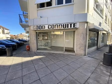 local commercial 31 m²