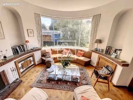 propriété 10 pièces 260 m²