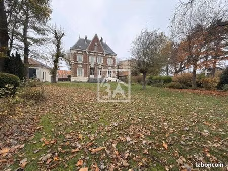 propriété 13 pièces 284 m²