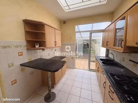 maison 7 pièces 97 m²