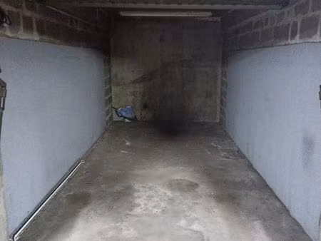 box garage 13m² haut de jacquard